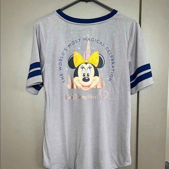 Disney World 50th Anniversary Minnie Soccer T-shirt - Picture 6 of 6